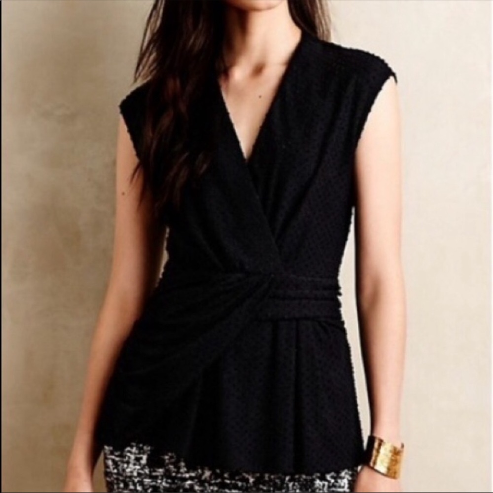 ❤️ Anthropologie Dots Wrap Top